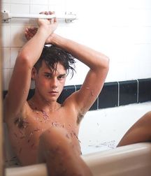 Bye Bye Twinks 2019 5e0b811b69d9d.jpg