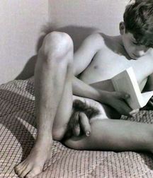 Boy Dicks in Pics 5e4301db438c0.jpg