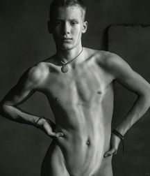 Confined and Naked at Home 5e9047e6acfe6.jpg