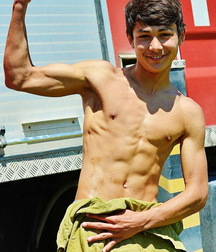 Sexy Bazar Boys 5eb6bb4d70936.jpg