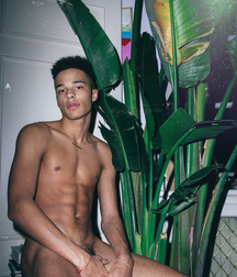 Sexy Bazar Boys 5eb6bb856ee1a.jpg