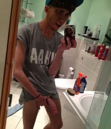 hot boys mix 5c9d47910389d.jpg