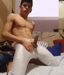 some hot boyselfies 5ca70ef7271bd.jpg
