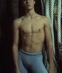  bulges 5ca7abe980d0b.jpg