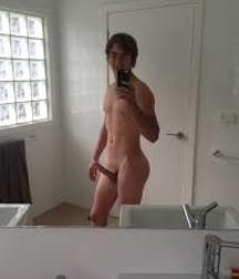 selfies-so hot 5d7cb37da4d72.jpg