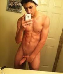 some hot selfies 5d9859c6a9081.jpg
