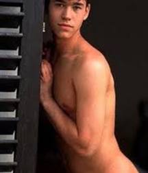 johan hot pictures 5d9d8b189cccd.jpg