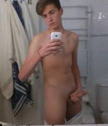 naked boys  5d9d9079b457b.jpg
