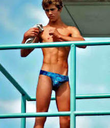 speedos 5da17590cf736.jpg