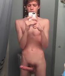some hot selfies 5daea3577b52d.jpg