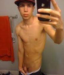 hot selfies 5db998bea0558.jpg