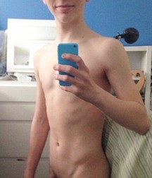 hot selfies 5dc7d1b8b56e6.jpg