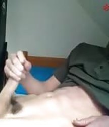 jacking off 5dcfbfce9321c.jpg