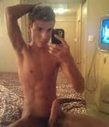 hot selfies twink tube gay porn 60e48b185c953.jpg