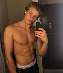 Drop dead gorgeous guys 5bdf830b3fdff.jpeg
