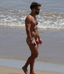 here for the third view 5be5753fa2583.jpg