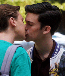 Bluelines 5be943d12c249.gif