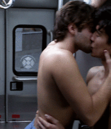 Bluelines 5bf39d67cc8ce.gif