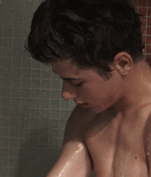 Bluelines  5c0321da8ef51.gif