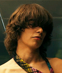 Bluelines  5c03b314b54df.gif