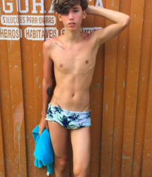 Bluelines  5c09d7b3d5573.png
