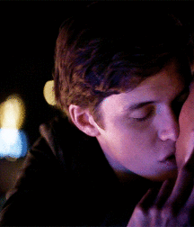 Bluelines  5c29097fcb6a8.gif