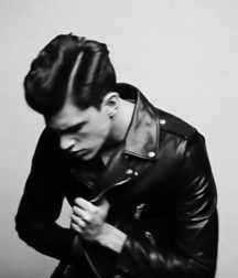 Bluelines 5c2bb7d7c931d.gif