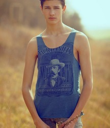Bluelines  5c4b3b6fdd456.jpg