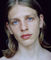 Bluelines  5c4dc3bd7d035.jpg