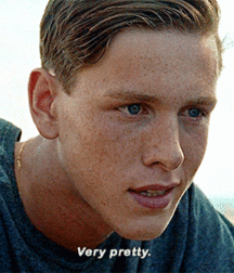 Bluelines 5c4febf8e6998.gif