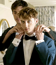 Bluelines 5c5169891fee2.gif