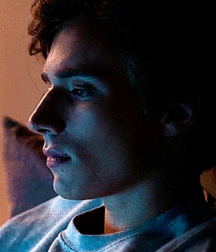 Bluelines 5c5463a05bd3f.gif