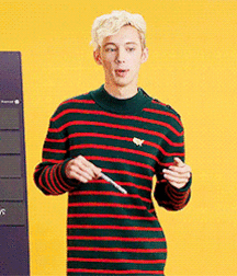 Bluelines  5c5d3c28ad36c.gif
