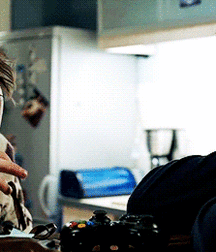 Bluelines 5cac319d53020.gif