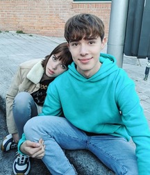 Bluelines 5cc69c59cf00f.jpg
