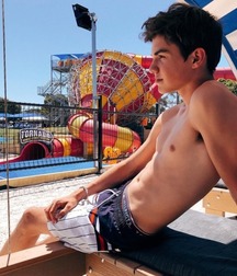 Bluelines 5d04869be7e97.jpg