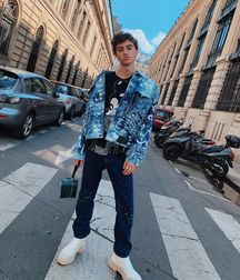 Bluelines 5d1f7f7f9b18d.jpg