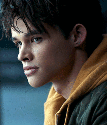 Bluelines 5d3548c88c18c.gif