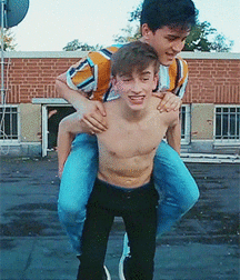 Bluelines 5d4fa7c00711d.gif
