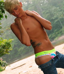 Bluelines 5d6b7c80c2359.jpg
