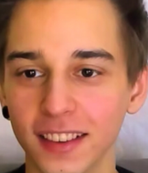 Bluelines 1332 Selfie Flex Gay Porn Boys 5d8c643fdea41.png
