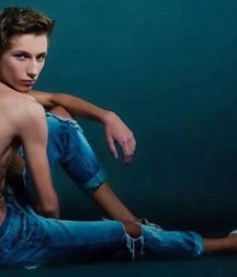 Bluelines 5d9186dece924.jpg