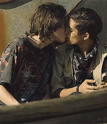 Bluelines 5d9828ff86e99.gif