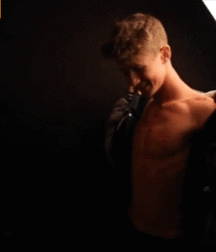 Bluelines 5da81f933c674.gif