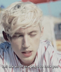 Bluelines 5dcec18035451.gif