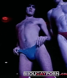 Bluelines 5de903fa3c199.gif