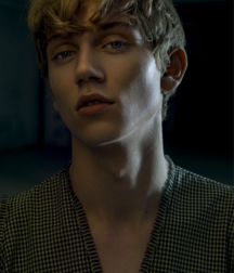 Bluelines 5e0afd880d6a8.png