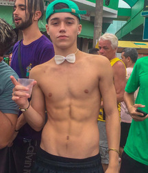 Bluelines Twink Tube 5e0cae5fbf25d.jpg