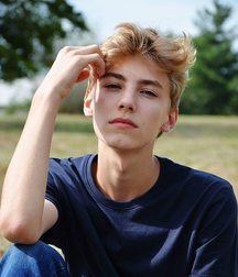Bluelines Twink Tube 5e0cae73ed6d4.jpg