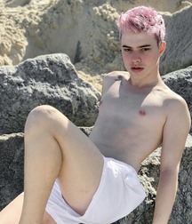 Bluelines Twink Tube Boy 5e0cb0002c579.jpg